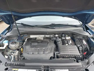 2019 Volkswagen Tiguan SE with VIN 3VV2B7AX4KM017280, listed as a IAAI auction lot 41786487 with 119,949 mi miles and . Bid and sale history available at DreamBid. Image 10.