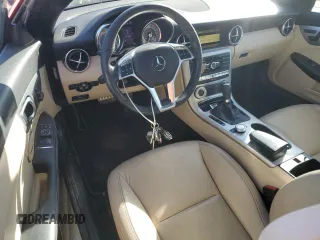2012 Mercedes-Benz SLK 350 z VIN WDDPK5HA5CF036731, wystawiony jako Copart lot #85322314 z przebiegiem 59 548 mil mil oraz Szkoda całkowita • Salvage title. Historia ofert i sprzedaży dostępna na DreamBid. Obrazek 8.