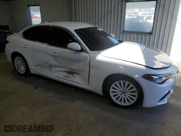 2021 Alfa Romeo Giulia with VIN ZARFAMANXM7645928, listed as a Copart auction lot 83039704 with 36,020 mi miles and Salvage title. Bid and sale history available at DreamBid. Image 4.