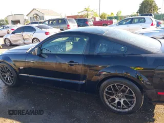 2007 Ford Mustang GT Deluxe с VIN 1ZVFT82H075309397, выставлен на аукционе IAAI как лот 42197424 с пробегом 279 403 миль миль и . История ставок и продаж доступна на DreamBid. Изображение 14.