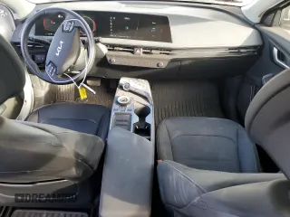 2022 Kia EV6 Wind with VIN KNDC3DLC4N5066112, listed as a Copart auction lot 78668074 with 68,483 mi miles and Salvage Title. Bid and sale history available at carsss.com. Image 8.