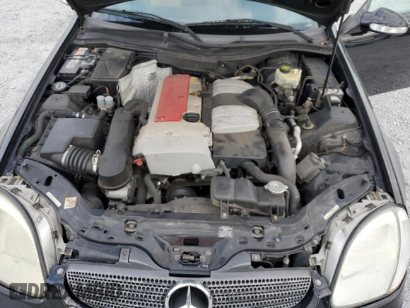 2002 Mercedes-Benz SLK-Class 2.3L Kompressor with VIN WDBKK49F82F266706, listed as a Copart auction lot 43707845 with 53,334 mi miles and Salvage Title. Bid and sale history available at carsss.com. Image 11.