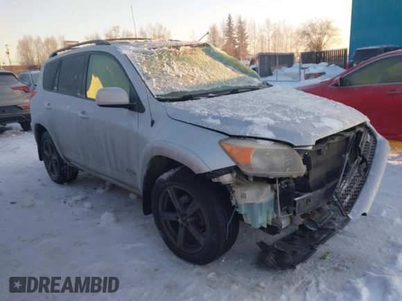 2007 Toyota RAV4 Sport with VIN JTMBK32V175015486, listed as a IAAI auction lot 41336759 with 210,870 mi miles. Bid and sale history available at carsss.com. Image 1.