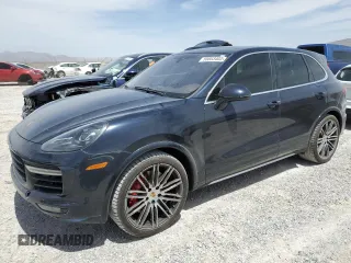2016 Porsche Cayenne Turbo z VIN WP1AC2A29GLA88738, wystawiony jako Copart lot #50083403 z przebiegiem 166 242 mil mil oraz . Historia ofert i sprzedaży dostępna na DreamBid. Obrazek 1.