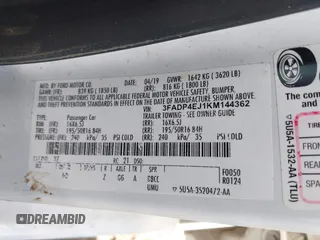 2019 Ford Fiesta SE с VIN 3FADP4EJ1KM144362, выставлен на аукционе IAAI как лот 42217469 с пробегом 40 772 миль миль и . История ставок и продаж доступна на DreamBid. Изображение 9.