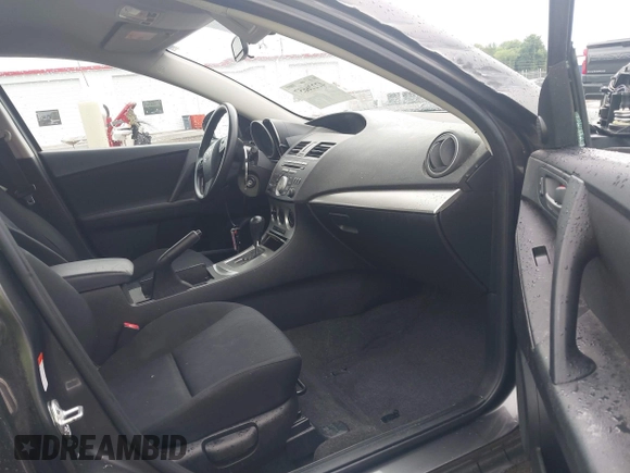 2010 Mazda 3 i Sport z VIN JM1BL1SFXA1254110, wystawiony jako IAAI lot #42226657 z przebiegiem 154 187 mil mil oraz . Historia ofert i sprzedaży dostępna na DreamBid. Obrazek 5.
