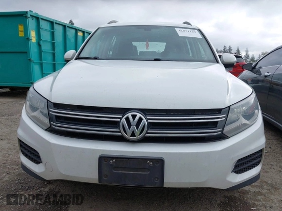 2017 Volkswagen Tiguan S with VIN WVGBV7AX5HK025695, listed as a IAAI auction lot 42071120 with 98,330 mi miles and . Bid and sale history available at DreamBid. Image 13.