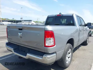 2021 Ram 1500 Big Horn с VIN 1C6RRFBG9MN734212, выставлен на аукционе IAAI как лот 42137938 с пробегом 27 576 миль миль и . История ставок и продаж доступна на DreamBid. Изображение 4.