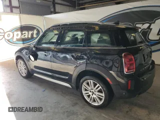 2022 MINI Countryman Cooper with VIN WMZ23BR04N3N77358, listed as a Copart auction lot 78248484 with 0 mi miles and Non Repairable. Bid and sale history available at carsss.com. Image 2.