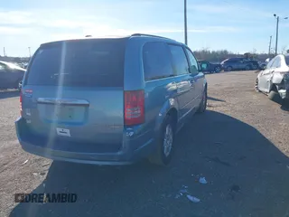 2010 Chrysler Town & Country Touring with VIN 2A4RR5D13AR308522, listed as a IAAI auction lot 41673246 with 125,647 mi miles. Bid and sale history available at carsss.com. Image 4.