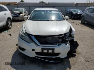 2017 Nissan Altima SL with VIN 1N4AL3AP0HC279040, listed as a Copart auction lot 59194725 with 139,401 mi miles and Salvage title. Bid and sale history available at DreamBid. Image 5.