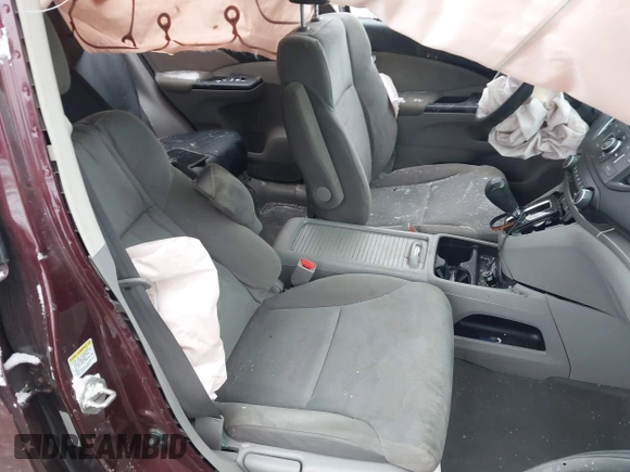 2013 Honda CR-V EX with VIN 5J6RM4H52DL033924, listed as a IAAI auction lot 41735084 with 193,350 mi miles. Bid and sale history available at carsss.com. Image 5.