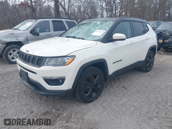 2019 Jeep Compass Latitude with VIN 3C4NJDBB6KT593118, listed as a IAAI auction lot 41747020 with 118,854 mi miles. Bid and sale history available at carsss.com. Image 17.