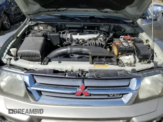 2001 Mitsubishi Montero Limited z VIN JA4MW51RX1J039534, wystawiony jako Copart lot #50329225 z przebiegiem 196 998 mil mil oraz Szkody całkowita. Historia ofert i sprzedaży dostępna na DreamBid. Obrazek 12.