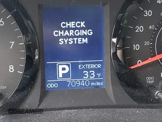 2017 Toyota Sienna LE with VIN 5TDJZ3DC5HS173134, listed as a IAAI auction lot 41256534 with 70,940 mi miles. Bid and sale history available at carsss.com. Image 16.