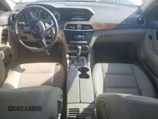 2013 Mercedes-Benz C 250 Sport с VIN WDDGF4HB3DA772525, выставлен на аукционе Copart как лот 64951505 с пробегом 194 281 миль миль и Чистый • Clean title. История ставок и продаж доступна на DreamBid. Изображение 9.