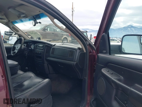 2003 Dodge Ram 2500 ST with VIN 3D7KU28C43G814097, listed as a IAAI auction lot 41617951 with 338,462 mi miles. Bid and sale history available at carsss.com. Image 5.