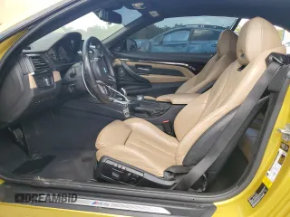 2015 BMW M4 z VIN WBS3U9C55FJ968278, wystawiony jako Copart lot #54518185 z przebiegiem 87 716 mil mil oraz Szkoda całkowita • Salvage title. Historia ofert i sprzedaży dostępna na DreamBid. Obrazek 7.