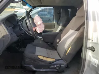 2005 Ford Ranger XL z VIN 1FTYR15E95PA37159, wystawiony jako Copart lot #47637945 z przebiegiem Nie podano mil oraz Szkoda całkowita • Salvage title. Historia ofert i sprzedaży dostępna na DreamBid. Obrazek 7.