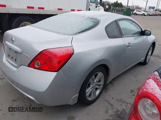 2013 Nissan Altima S with VIN 1N4AL2EPXDC164394, listed as a IAAI auction lot 41894484 with 139,195 mi miles and . Bid and sale history available at DreamBid. Image 4.