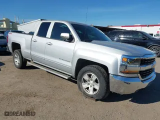 2018 Chevrolet Silverado 1500 LT with VIN 1GCVKREC5JZ118789, listed as a IAAI auction lot 41867955 with 88,602 mi miles. Bid and sale history available at carsss.com. Image 1.