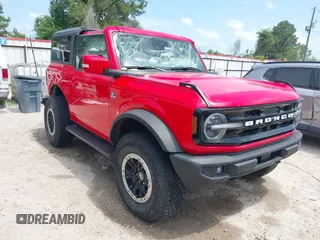 2022 Ford Bronco with VIN 1FMDE5CP1NLB84231, listed as a IAAI auction lot 42267040 with 28,260 mi miles and . Bid and sale history available at DreamBid. Image 1.