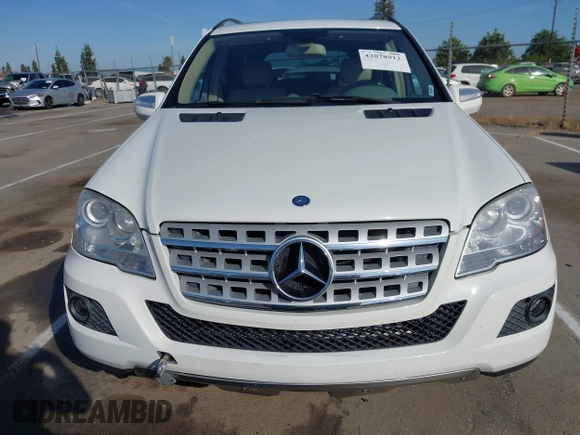 2009 Mercedes-Benz M 350 with VIN 4JGBB86E89A512516, listed as a IAAI auction lot 42078912 with 146,803 mi miles and . Bid and sale history available at carsss.com. Image 12.