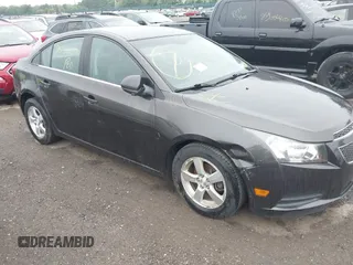 2014 Chevrolet Cruze 1LT with VIN 1G1PC5SB8E7317307, listed as a IAAI auction lot 42576237 with Not provided miles and . Bid and sale history available at DreamBid. Image 6.