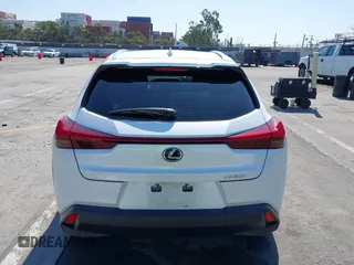 2020 Lexus UX 200 с VIN JTHP3JBH9L2022648, выставлен на аукционе IAAI как лот 42223772 с пробегом 35 128 миль миль и . История ставок и продаж доступна на DreamBid. Изображение 16.