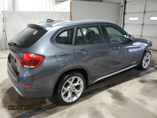 2015 BMW X1 xDrive28i with VIN WBAVL1C50FVY26284, listed as a Copart auction lot 49709155 with 120,138 mi miles and Salvage Title. Bid and sale history available at carsss.com. Image 3.