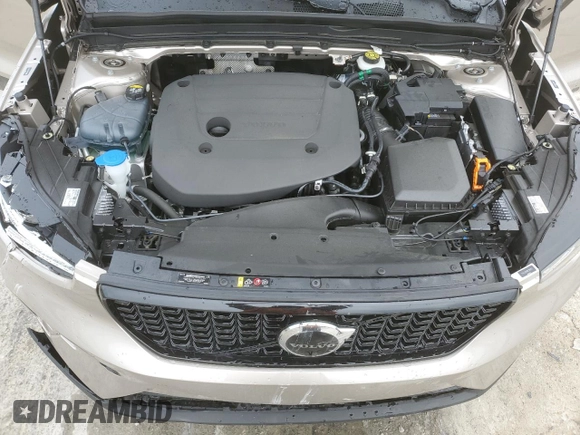 2024 Volvo XC40 Ultimate Dark Theme z VIN YV4L12UM1R2281761, wystawiony jako Copart lot #65295704 z przebiegiem 6 113 mil mil oraz Szkoda całkowita • Salvage title. Historia ofert i sprzedaży dostępna na DreamBid. Obrazek 13.