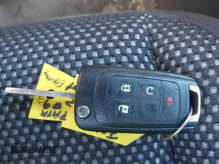 2013 Chevrolet Equinox LT z VIN 2GNFLEE32D6201212, wystawiony jako IAAI lot #41101649 z przebiegiem 104 300 mil mil oraz . Historia ofert i sprzedaży dostępna na DreamBid. Obrazek 11.