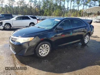 2014 Toyota Camry L with VIN 4T1BF1FK4EU843622, listed as a Copart auction lot 41523845 with 111,739 mi miles and Salvage Title. Bid and sale history available at DreamBid. Image 1.