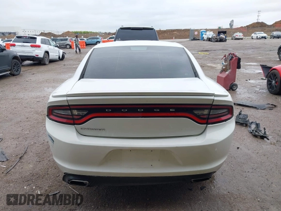 2016 Dodge Charger SE with VIN 2C3CDXBG3GH143507, listed as a IAAI auction lot 41951262 with 210,295 mi miles and . Bid and sale history available at carsss.com. Image 16.