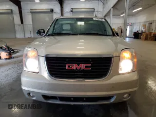 2007 GMC Yukon XL SLT with VIN 1GKFK16307J310654, listed as a Copart auction lot 47394195 with 197,988 mi miles and Salvage Title. Bid and sale history available at carsss.com. Image 5.