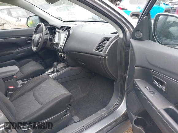 2020 Mitsubishi Outlander Sport ES 2.0 with VIN JA4AR3AU0LU007955, listed as a IAAI auction lot 40268798 with 48,488 mi miles. Bid and sale history available at carsss.com. Image 5.
