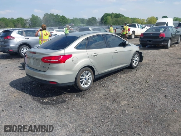 2015 Ford Focus SE с VIN 1FADP3F26FL209022, выставлен на аукционе IAAI как лот 42070713 с пробегом 31 908 миль миль и . История ставок и продаж доступна на DreamBid. Изображение 4.