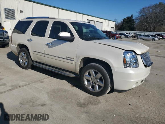 2011 GMC Yukon Denali with VIN 1GKS1EEF8BR278602, listed as a Copart auction lot 89003525 with 215,969 mi miles and Salvage Title. Bid and sale history available at carsss.com. Image 4.