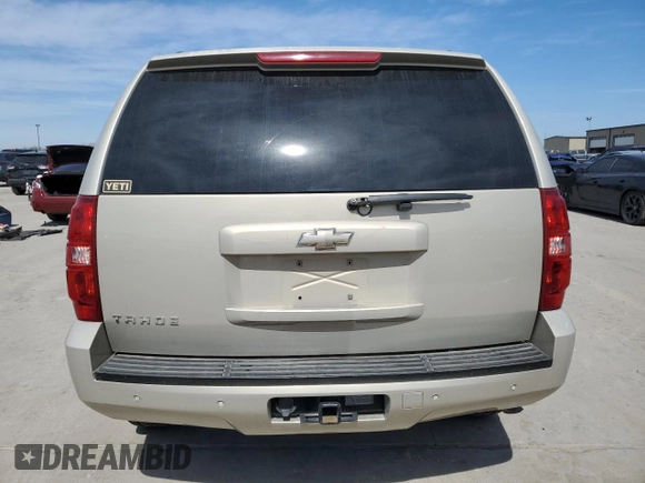 2008 Chevrolet Tahoe 2LT z VIN 1GNFC13J58R130186, wystawiony jako Copart lot #48639735 z przebiegiem 168 905 mil mil oraz Szkoda całkowita • Salvage title. Historia ofert i sprzedaży dostępna na DreamBid. Obrazek 6.