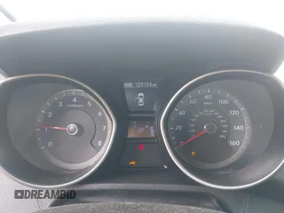 2016 Hyundai Elantra z VIN KMHD35LH9GU319385, wystawiony jako IAAI lot #42071149 z przebiegiem 129 154 mil mil oraz . Historia ofert i sprzedaży dostępna na DreamBid. Obrazek 7.