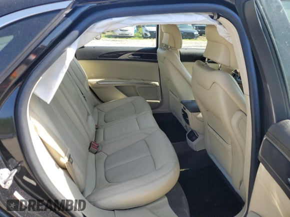2014 Lincoln MKZ z VIN 3LN6L2JK4ER805421, wystawiony jako Copart lot #56781605 z przebiegiem 90 061 mil mil oraz Tytuł czysty. Historia ofert i sprzedaży dostępna na DreamBid. Obrazek 10.