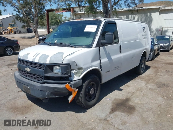 2005 Chevrolet City Express Cargo z VIN 1GCHG35V051250473, wystawiony jako IAAI lot #42316832 z przebiegiem 263 832 mil mil oraz . Historia ofert i sprzedaży dostępna na DreamBid. Obrazek 17.