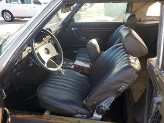 1981 Mercedes-Benz 380 380SL with VIN WDBBA45A8BB003796, listed as a Copart auction lot 46638435 with 122,163 mi miles and Salvage Title. Bid and sale history available at carsss.com. Image 7.