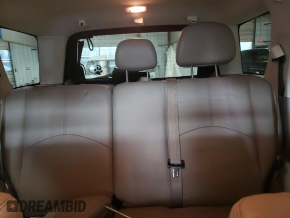 2010 Mercury Mariner z VIN 4M2CN9B70AKJ24170, wystawiony jako Copart lot #49241535 z przebiegiem 118 661 mil mil oraz Szkody całkowita. Historia ofert i sprzedaży dostępna na DreamBid. Obrazek 10.