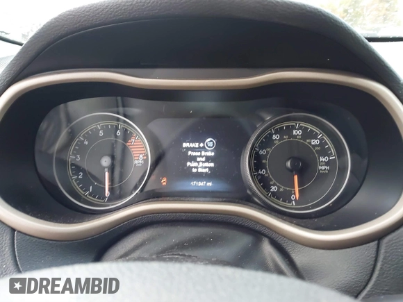 2018 Jeep Cherokee Limited with VIN 1C4PJMDXXJD515558, listed as a IAAI auction lot 40772264 with 171,347 mi miles. Bid and sale history available at carsss.com. Image 7.