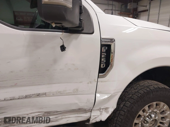 2020 Ford F-250 XL z VIN 1FT7W2B65LED67610, wystawiony jako IAAI lot #41288173 z przebiegiem 160 730 mil mil oraz . Historia ofert i sprzedaży dostępna na DreamBid. Obrazek 22.