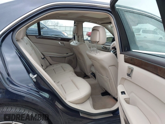 2014 Mercedes-Benz E 350 Luxury with VIN WDDHF8JB0EB063651, listed as a IAAI auction lot 41923115 with 134,702 mi miles and . Bid and sale history available at DreamBid. Image 8.