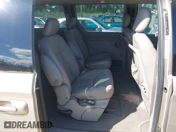 2003 Chrysler Town & Country LXi with VIN 2C8GP54L13R274683, listed as a IAAI auction lot 42150277 with 151,477 mi miles. Bid and sale history available at carsss.com. Image 8.