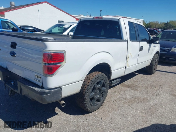 2013 Ford F-150 XL with VIN 1FTEX1CM8DFB10819, listed as a IAAI auction lot 41741447 with 175,524 mi miles. Bid and sale history available at carsss.com. Image 4.