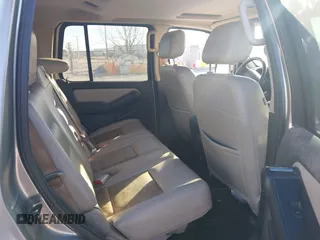 2008 Ford Explorer XLT with VIN 1FMEU73848UA69018, listed as a IAAI auction lot 41224731 with 174,418 mi miles and . Bid and sale history available at carsss.com. Image 8.